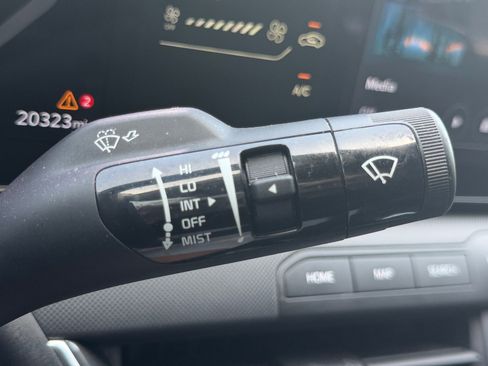 Certified 2025 Kia K4 EX FWD image 36