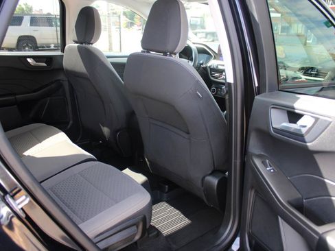 Used 2021 Ford Escape SE FWD image 14