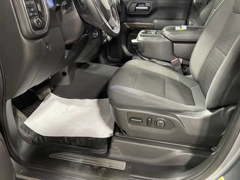 Used 2019 Chevrolet Silverado 1500 LT w/ All-Star Edition image 11