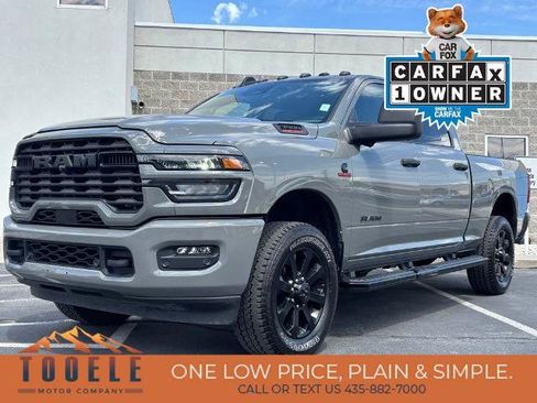 Used 2026 RAM 3500 Big Horn AWD/4WD image 1