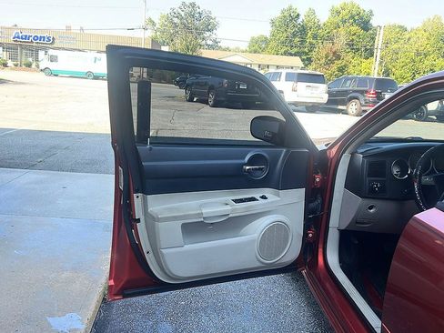 Used 2006 Dodge Charger R/T RWD image 26