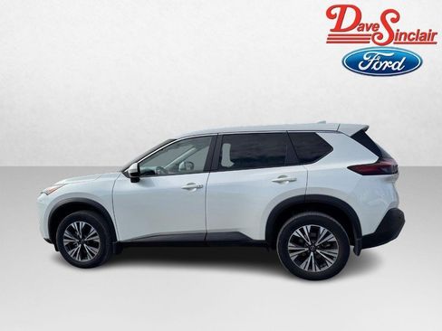 Used 2023 Nissan Rogue SV image 10