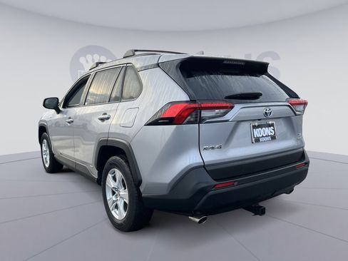 Used 2021 Toyota RAV4 XLE image 4