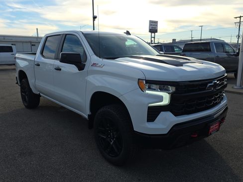 New 2026 Chevrolet Silverado 1500 LT Trail Boss w/ Convenience Package II image 2