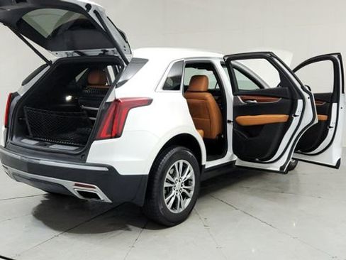 Certified 2023 Cadillac XT5 Premium Luxury image 10
