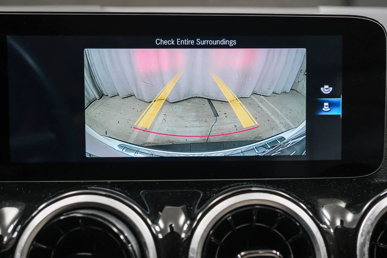 Used 2022 Mercedes-Benz GLA 250 4MATIC image 30