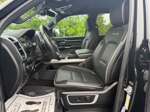 Used 2023 RAM 1500 Laramie AWD/4WD image 10
