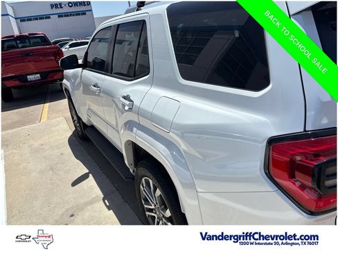 Used 2026 Toyota 4Runner Limited AWD/4WD image 9