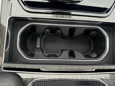 Used 2022 Jeep Wagoneer Series II w/ Premium Group I image 28