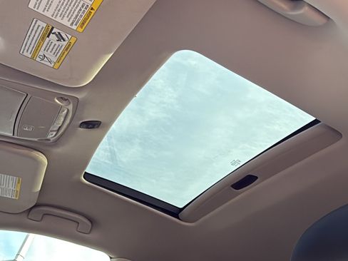 Used 2020 Nissan Pathfinder SL image 20