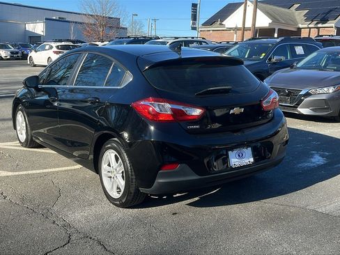 Used 2017 Chevrolet Cruze LT image 5