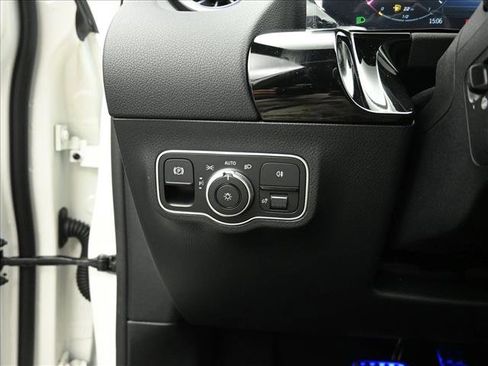 Certified 2026 Mercedes-Benz GLA 250 4MATIC image 18