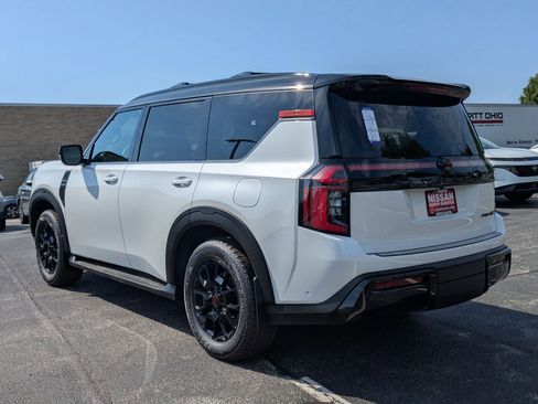 New 2025 Nissan Armada PRO-4X w/ Pro-4X Premium Package image 8