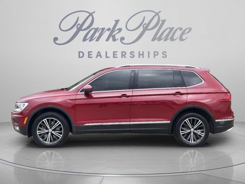 Used 2019 Volkswagen Tiguan SEL FWD image 2