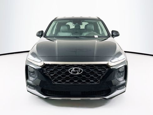 Used 2019 Hyundai Santa Fe SEL FWD image 2