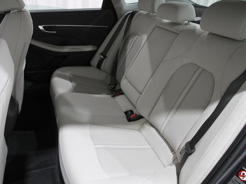 Certified 2023 Hyundai Sonata SEL image 19