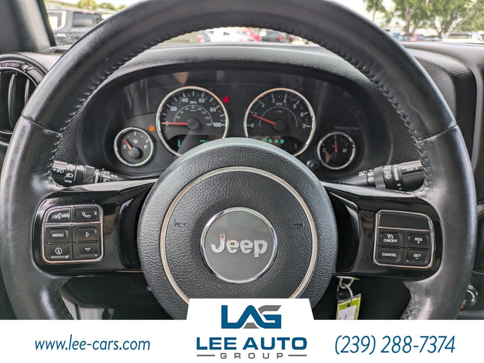 Used 2015 Jeep Wrangler Unlimited Sahara AWD/4WD image 19