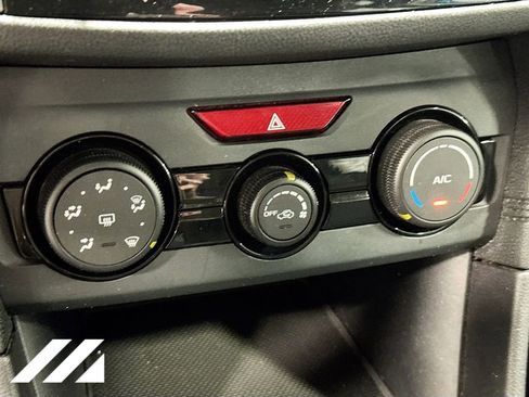 Used 2018 Subaru Impreza 2.0i image 17