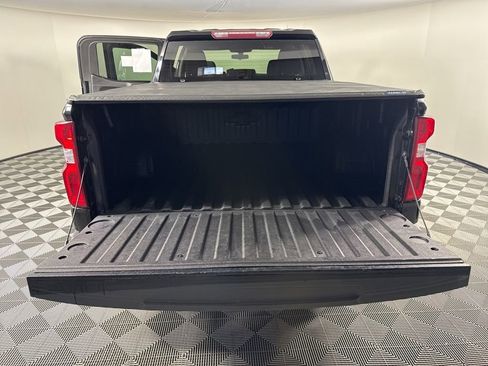 Used 2020 Chevrolet Silverado 1500 RST w/ True North Edition AWD/4WD image 28