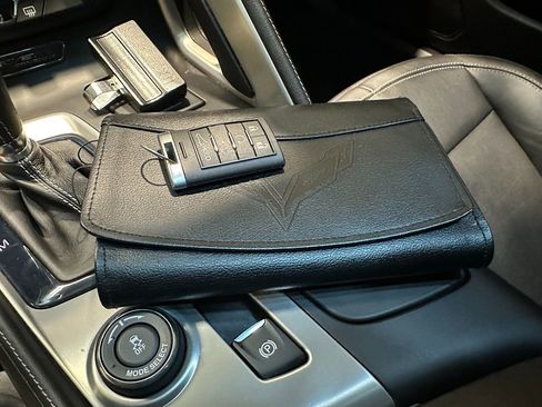 Used 2014 Chevrolet Corvette Stingray Coupe w/ Battery Protection Package image 35