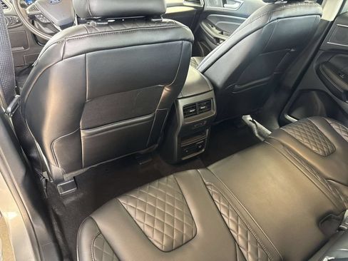 Used 2024 Ford Edge Titanium w/ Equipment Group 301A AWD/4WD image 28