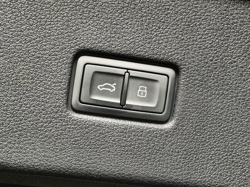 New 2026 Audi SQ8 Prestige AWD/4WD image 29