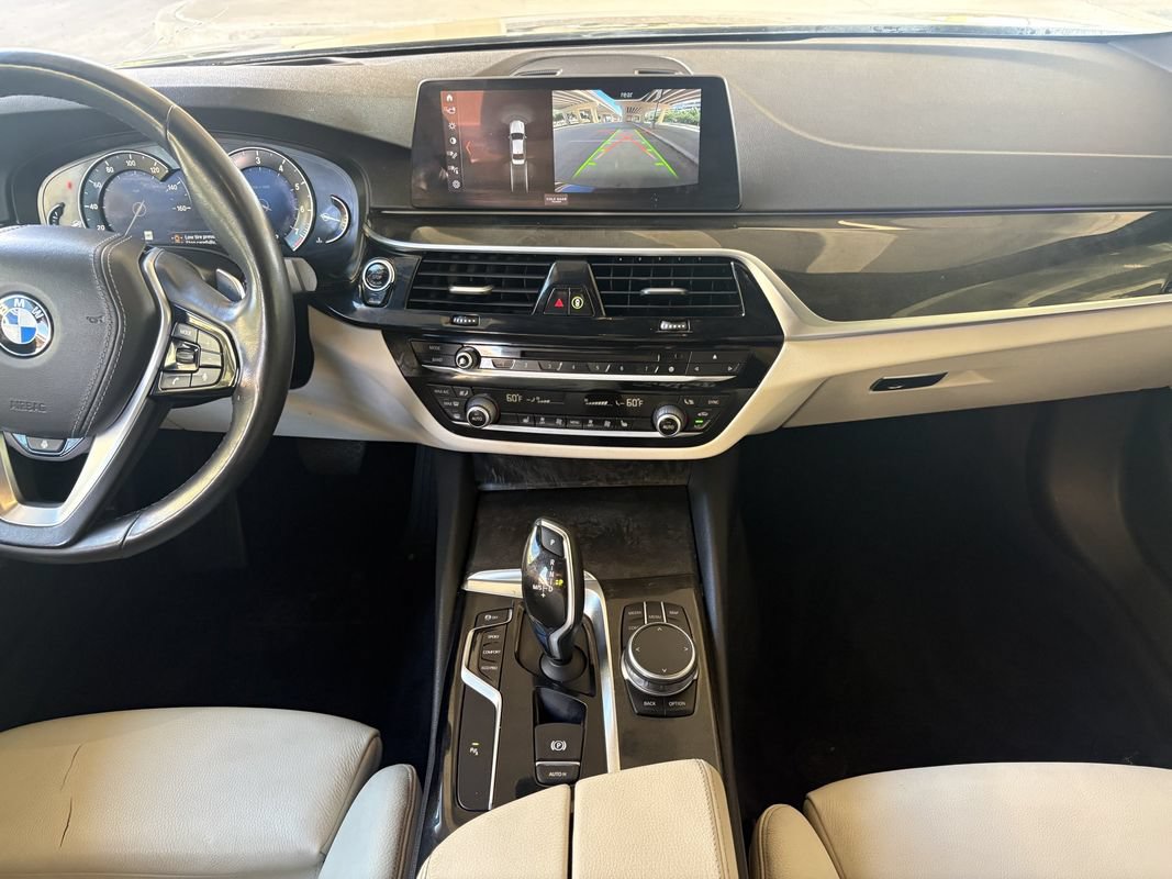 Used 2018 BMW 530i w/ Premium Package RWD image 11