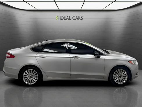 Used 2013 Ford Fusion Energi SE w/ Driver Assist Pkg FWD image 4