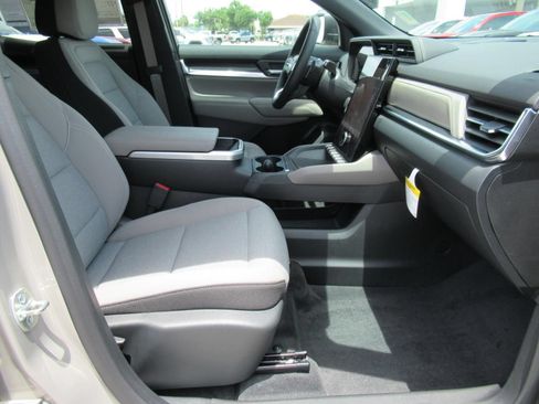 New 2026 GMC Terrain Elevation w/ Technology Package II FWD image 10