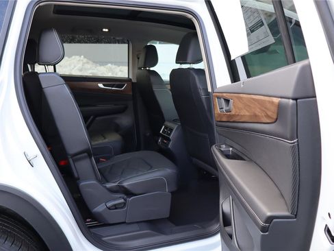 New 2026 Volkswagen Atlas SE image 31