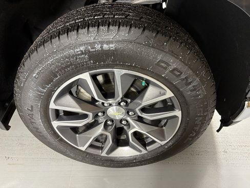 Used 2020 Chevrolet Silverado 1500 LTZ w/ LTZ Premium Package image 10