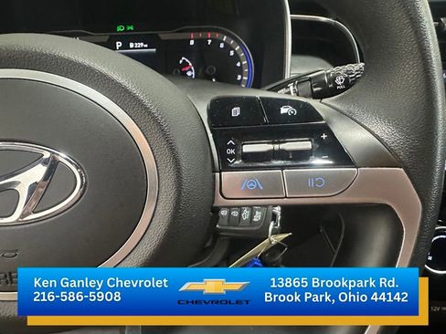 Used 2024 Hyundai Santa Cruz SE AWD/4WD image 13
