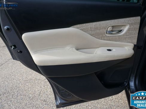 Used 2022 Nissan Murano SL w/ SL Moonroof Package image 21