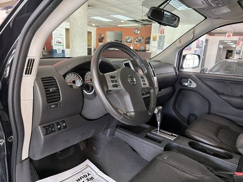 Used 2019 Nissan Frontier PRO-4X w/ Pro-4x Luxury Package AWD/4WD image 9