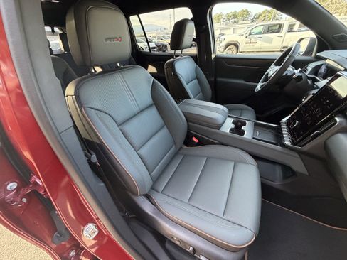 Used 2024 GMC Acadia AT4 w/ Super Cruise Package image 20