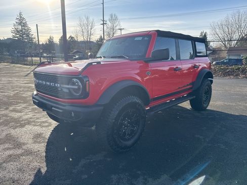 Used 2022 Ford Bronco Wildtrak image 3