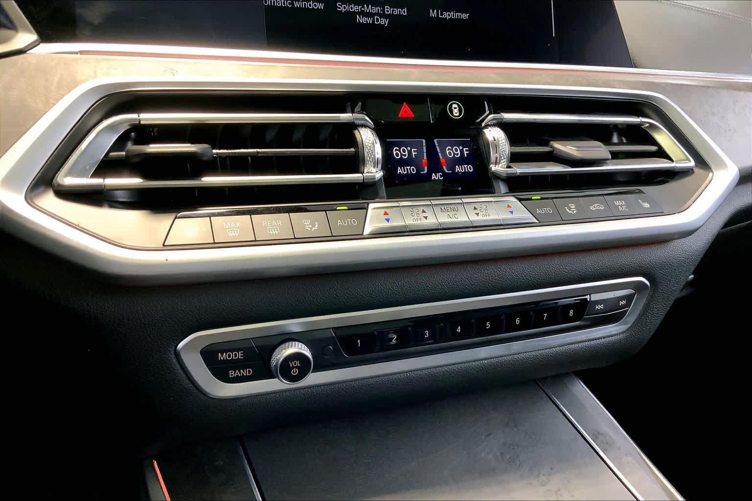 Used 2022 BMW X5 xDrive40i w/ Executive Package AWD/4WD image 35