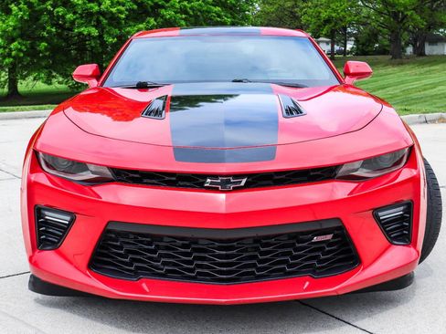 Used 2016 Chevrolet Camaro SS RWD image 20