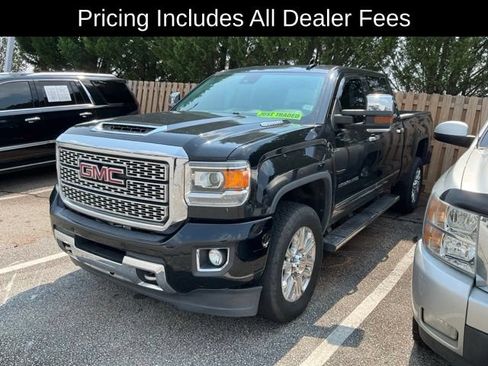 Used 2019 GMC Sierra 3500 Denali w/ Duramax Plus Package AWD/4WD image 3