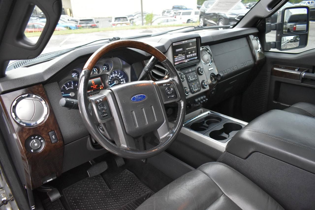 Used 2013 Ford F250 Platinum w/ FX4 Off Road Pkg AWD/4WD image 10