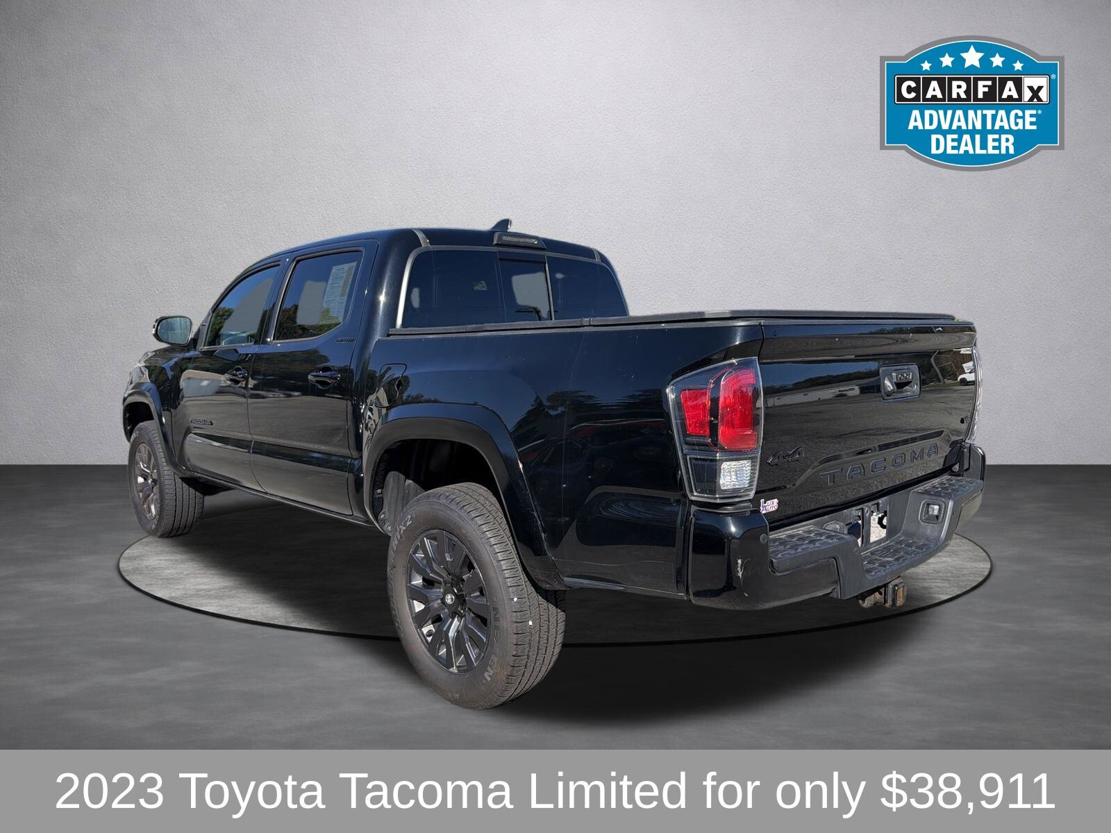 Used 2023 Toyota Tacoma Limited w/ Nightshade Package AWD/4WD image 6