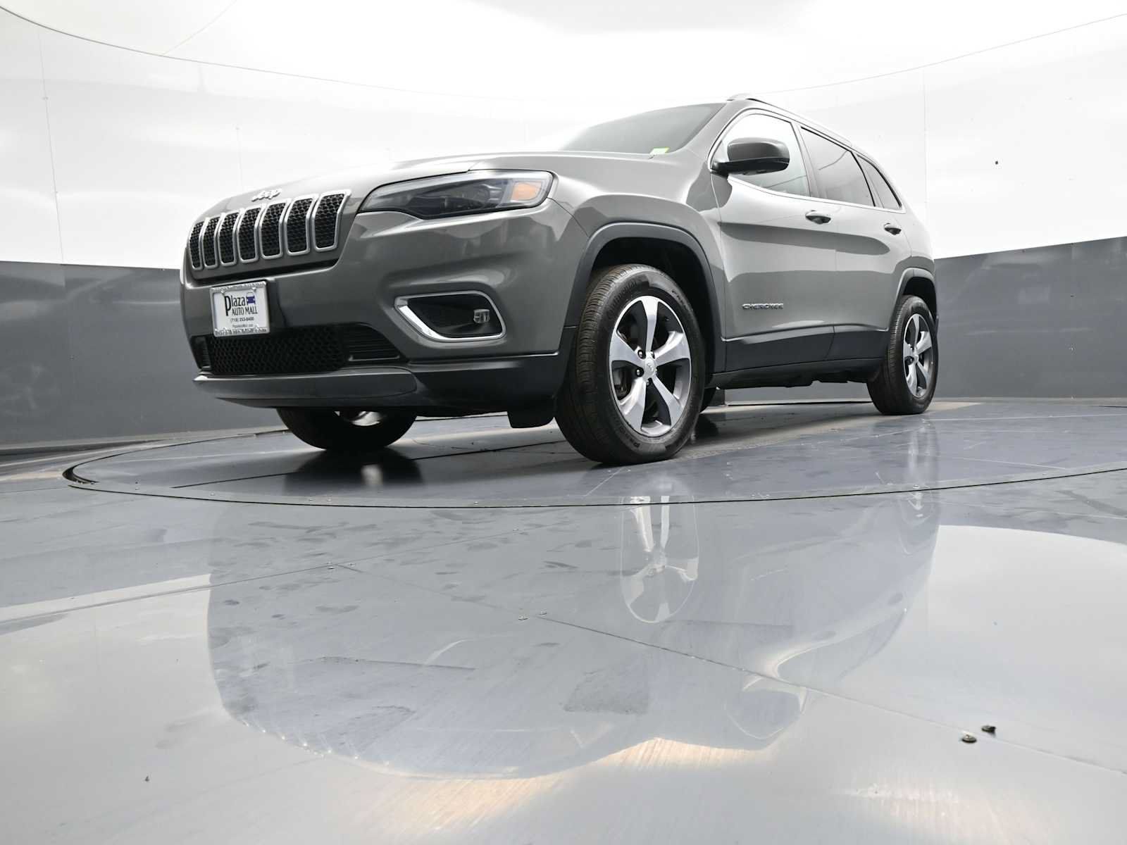 Used 2020 Jeep Cherokee Limited AWD/4WD image 26