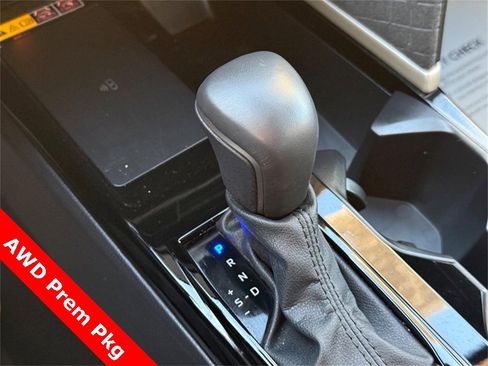 Used 2025 Toyota Camry XLE image 25