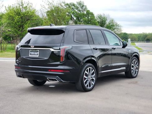 Used 2024 Cadillac XT6 Sport image 5