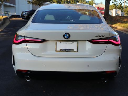 Used 2025 BMW 430i Coupe w/ Convenience Package image 7