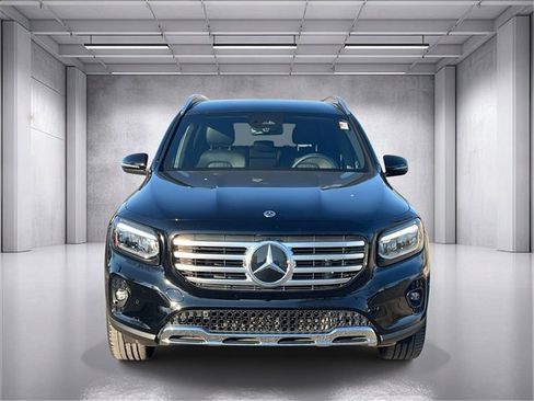 Used 2024 Mercedes-Benz GLB 250 image 8