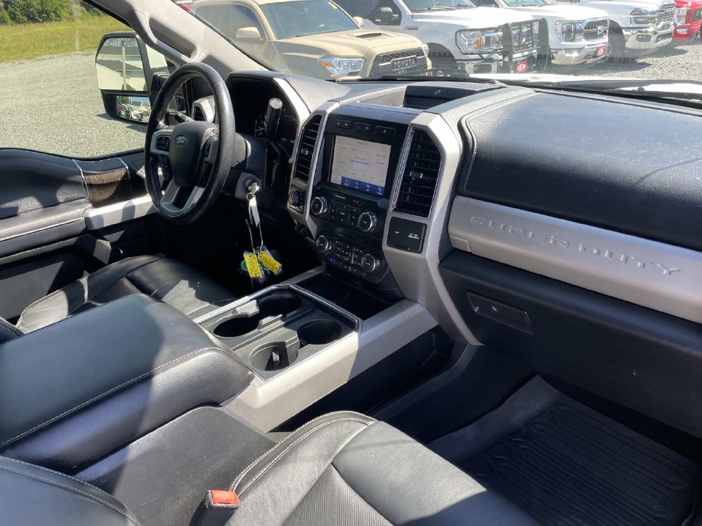 Used 2020 Ford F250 Lariat w/ Lariat Value Package AWD/4WD image 27