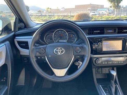 Used 2014 Toyota Corolla LE image 13