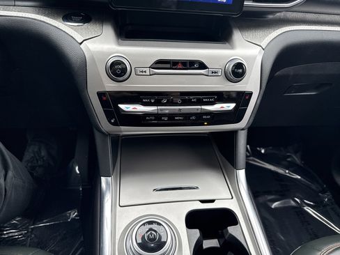 Used 2022 Ford Explorer Timberline image 23