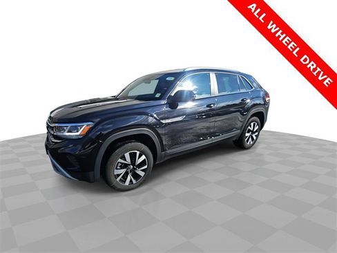 Used 2022 Volkswagen Atlas Cross Sport SE image 4
